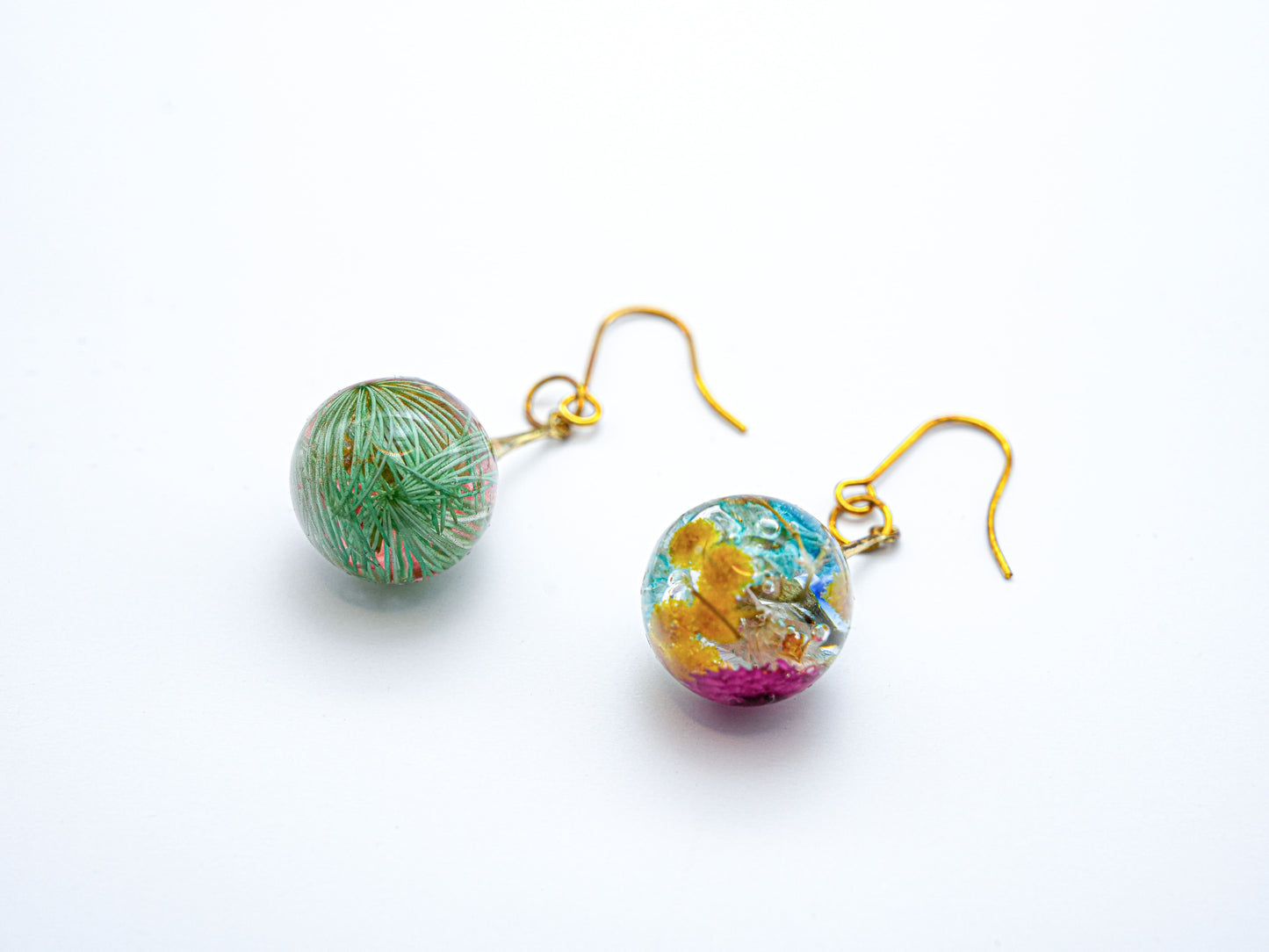 No.032 ロジックフラワーボール ピアス 非売品